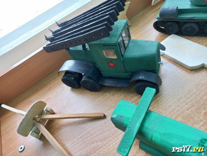 Выставка творческих работ 0