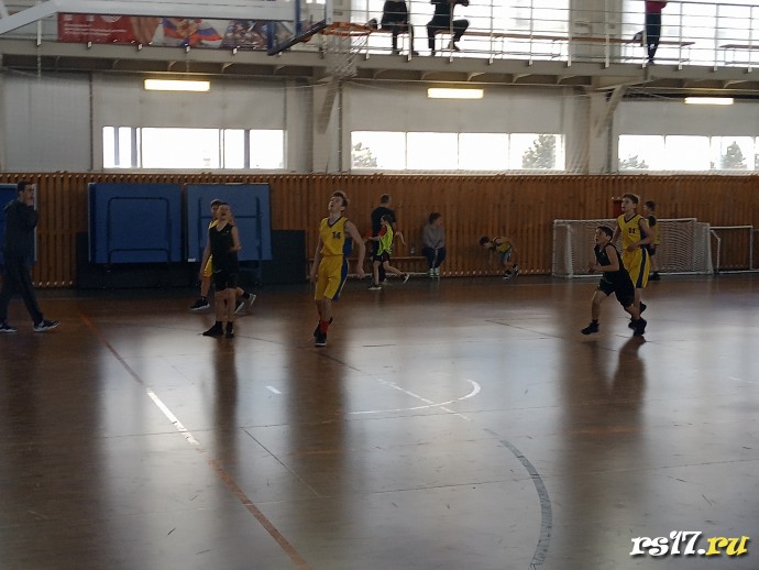 Районные соревнования по баскетболу 3х3 среди учащихся  2010-2011г.р. "Президентские спортивные игры 0