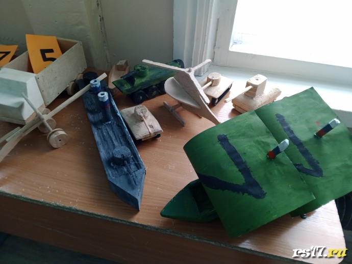 Выставка творческих работ "Мастерами славится Россия" 1