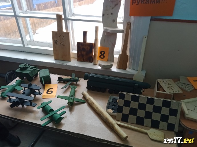 Выставка творческих работ "Мастерами славится Россия" 2