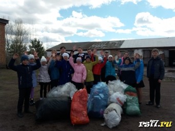 Экскурсия в цех по переработке полиэтиленовых пакетов в полимерпесчаную плитку.