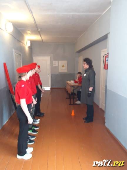 Военно- патриотическая игра " Зарница " 12