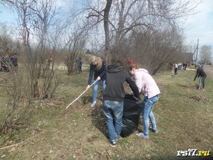 Трудовой десант - акция "Чистый посёлок" 5