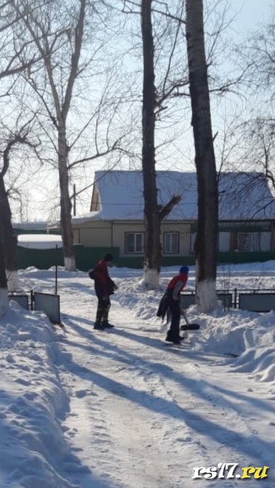 Акция &laquo;Чистый обелиск&raquo; посвящённая Дню Защитника Отечества 3