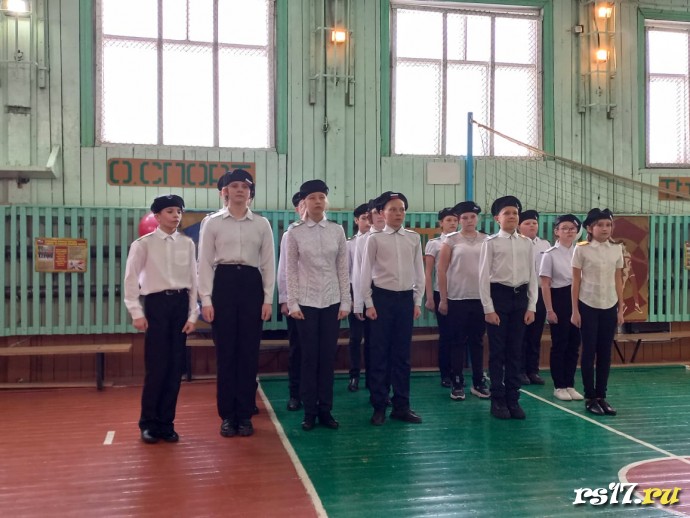 6а класс на конкурсе &laquo;Смотр песни и строя&raquo;, посвящённого Дню Защитника Отечества 8