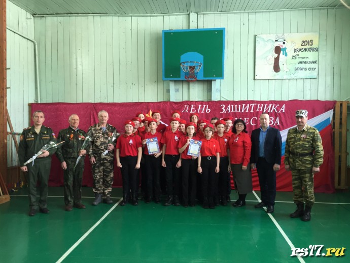 Победители смотра песни и строя 8