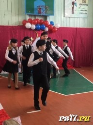 Взвод 5а класса на смотре песни и строя ко Дню Защитника Отечества Взвод 5а класса на смотре песни и строя ко Дню Защитника Отечества