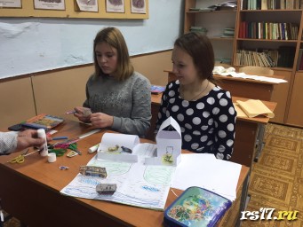 Уроки ИЗО и музыки .