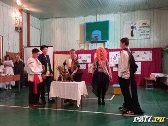 "Наша жизнь в выпускном классе"