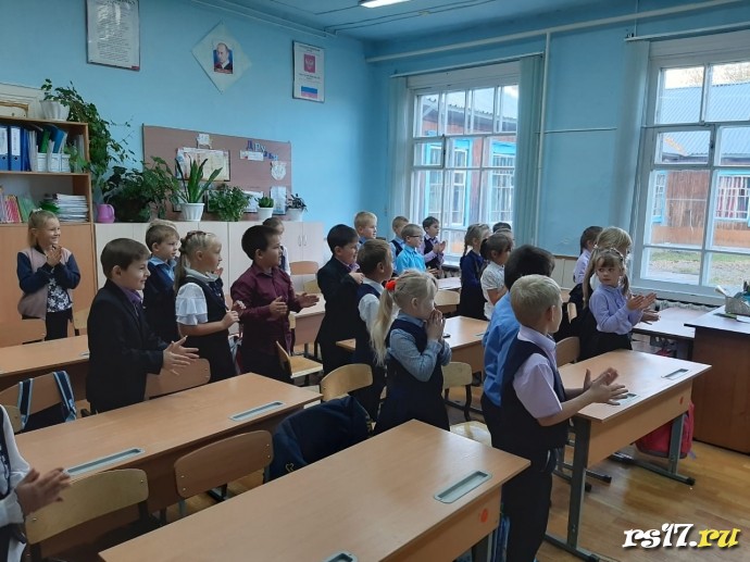 Посвящение в пешеходы учащихся 1 класса 4